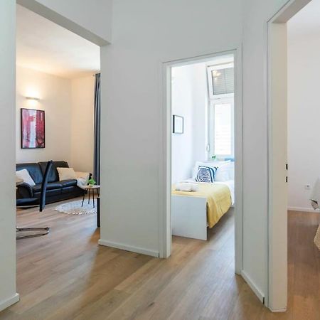Niko And Sofia'S Apartment Urban Stay Загреб Екстериор снимка