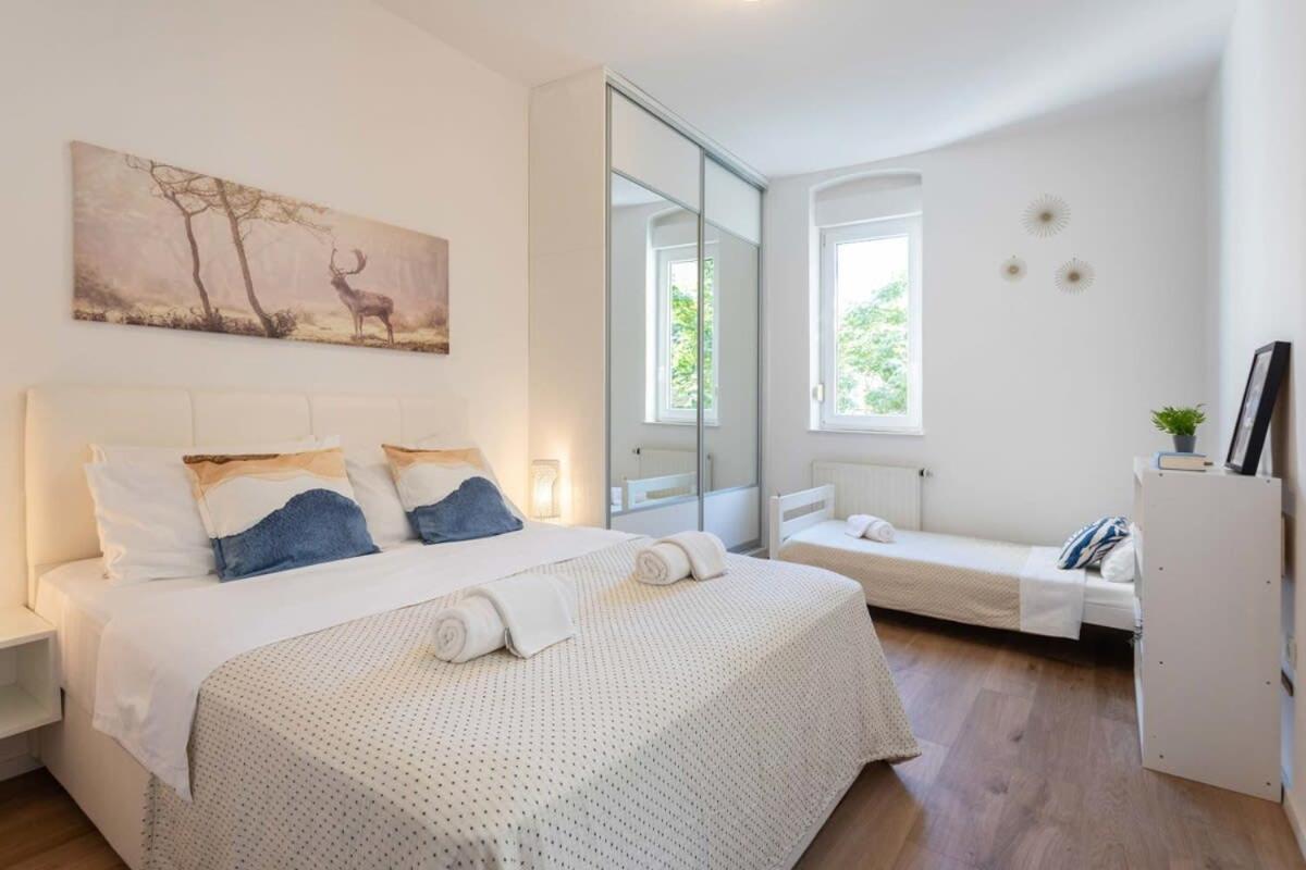 Niko And Sofia'S Apartment Urban Stay Загреб Екстериор снимка
