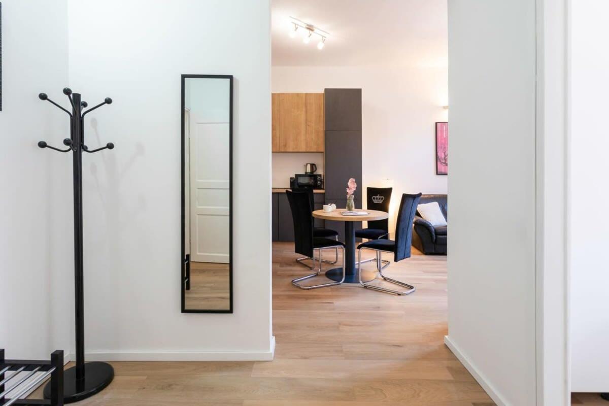 Niko And Sofia'S Apartment Urban Stay Загреб Екстериор снимка