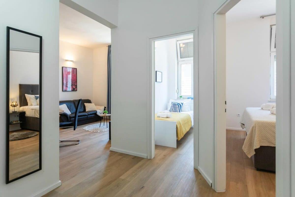 Niko And Sofia'S Apartment Urban Stay Загреб Екстериор снимка